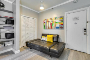 Sunny Miami Beach Condo Steps to Boardwalk!